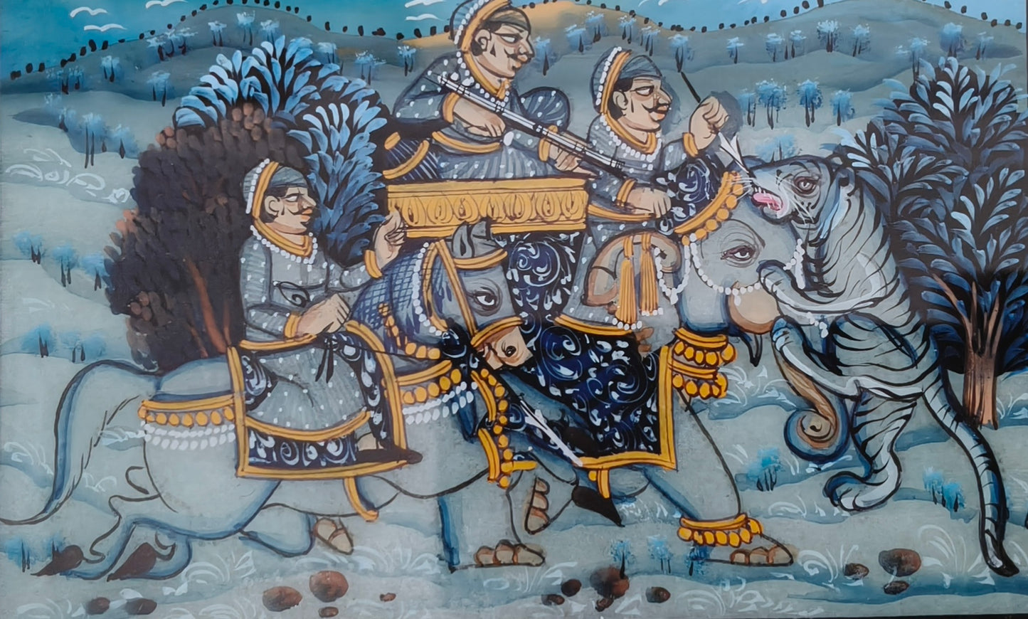 Royal Tiger Hunt Marble Plate Painting – Handcrafted Rajasthani Miniature Art