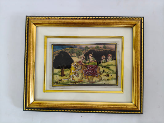 Royal Elephant Tiger Hunt Marble Plate Painting – Traditional Marble Miniature Artwork